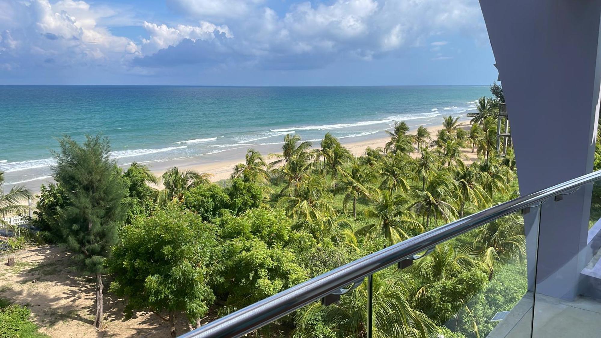 Beach Bliss Trincomalee Exterior foto