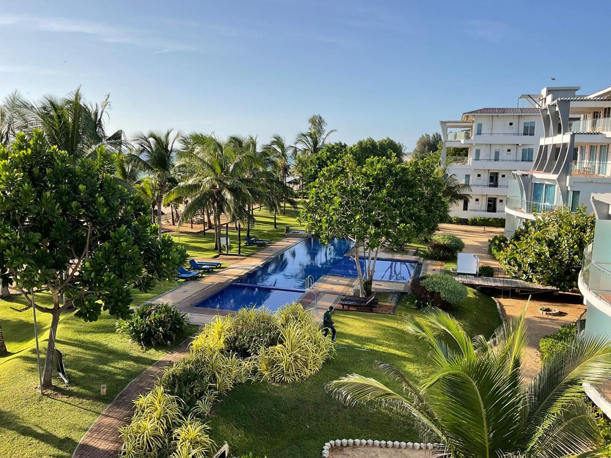 Beach Bliss Trincomalee Exterior foto