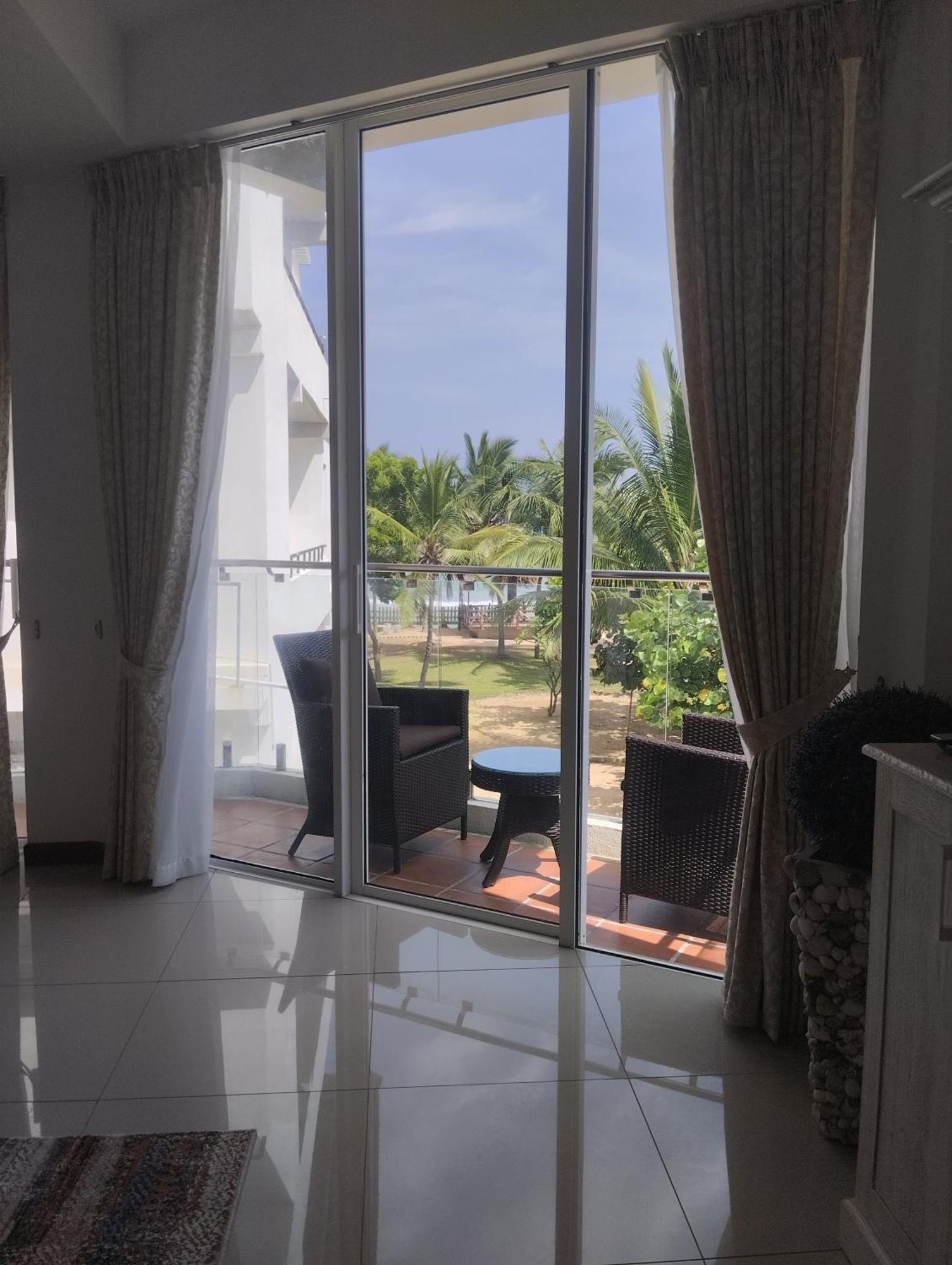 Beach Bliss Trincomalee Exterior foto